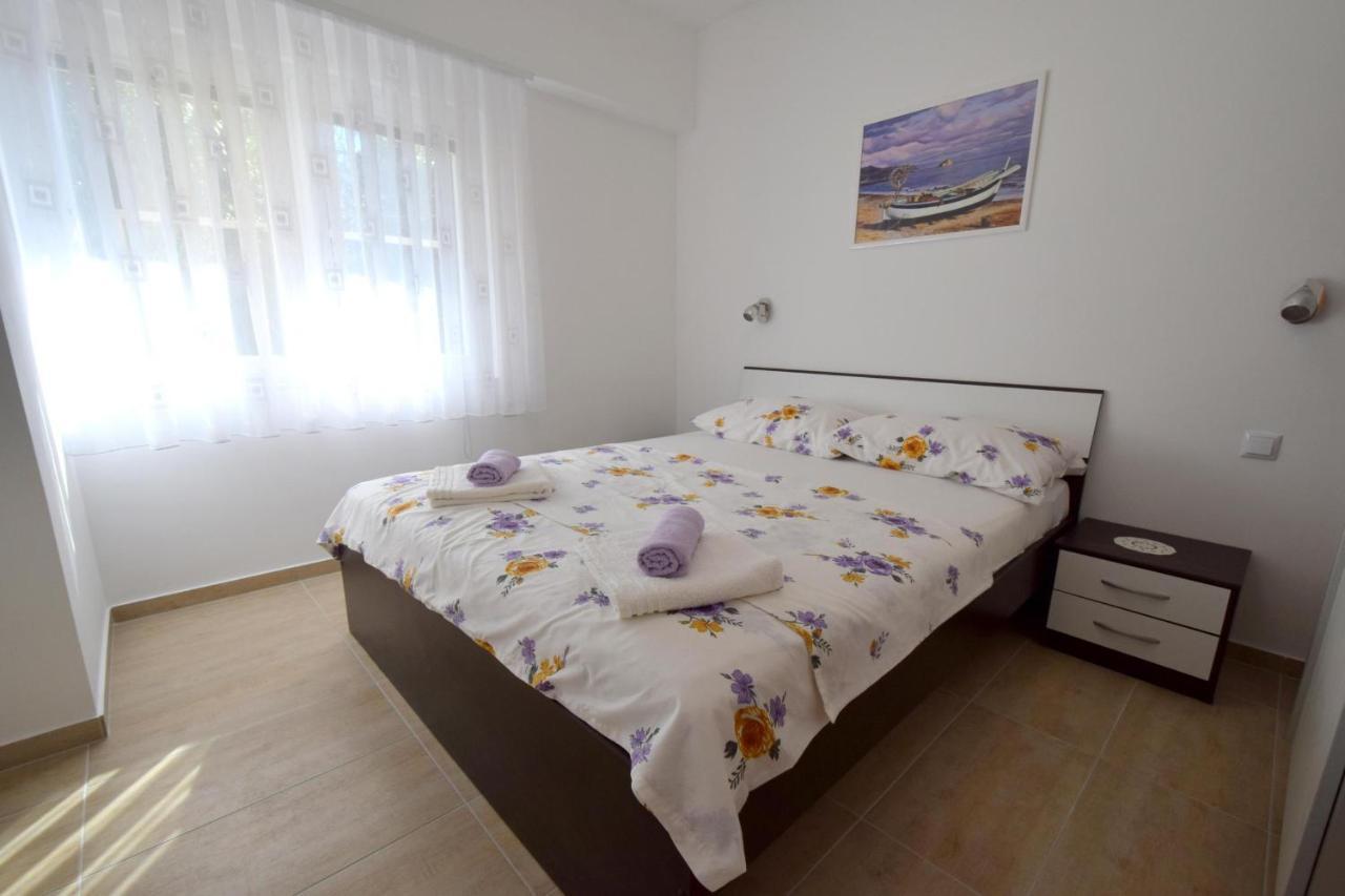 Apartments Buturajac Крк Екстер'єр фото